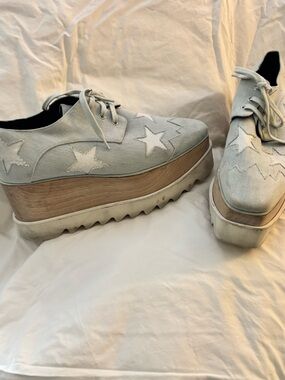 Stella McCartney Eylse Platform Star-Accent Lace-Up Shoes in Light Blue